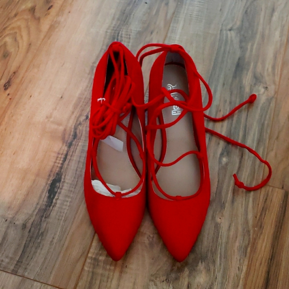 Red lace up pumps